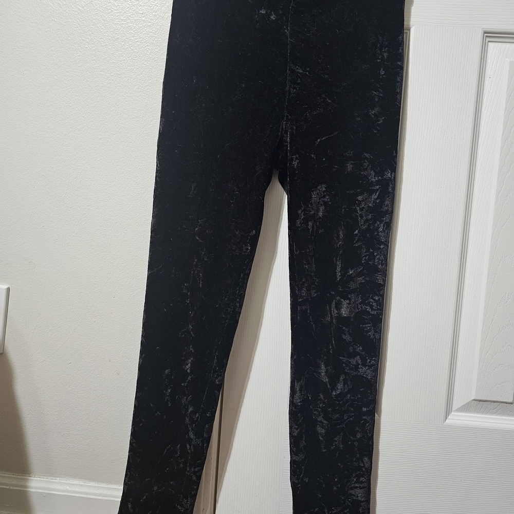 Elegant Black Velvet Women's Pants - Picture 7 of 7